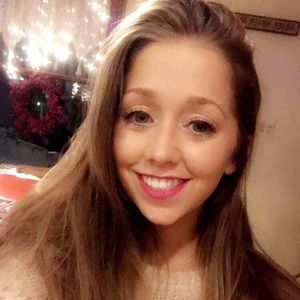 Meet your Posher, Olivia